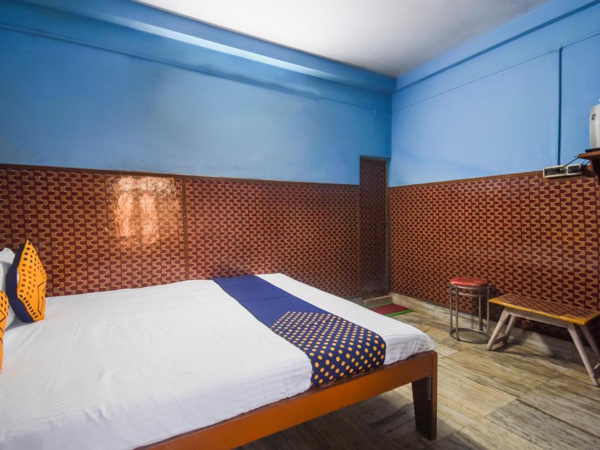 Oyo Flagship 74392 Hotel Mahesh Residency Hyderabad Exterior foto