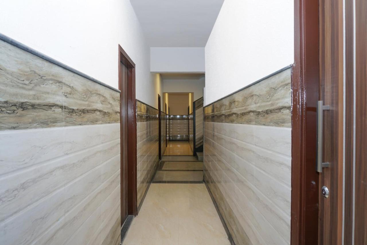 Oyo Flagship 74392 Hotel Mahesh Residency Hyderabad Exterior foto