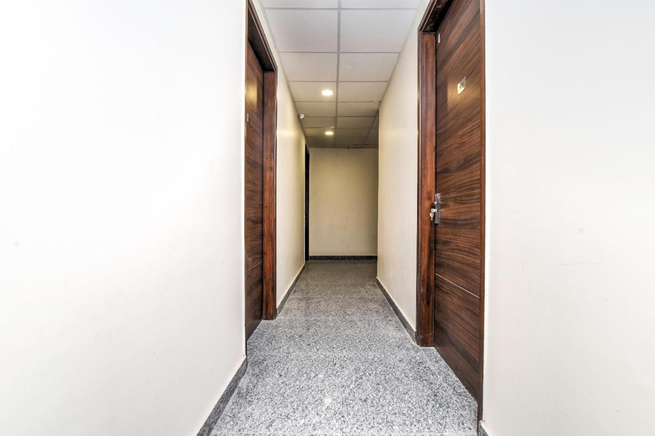 Oyo Flagship 74392 Hotel Mahesh Residency Hyderabad Exterior foto